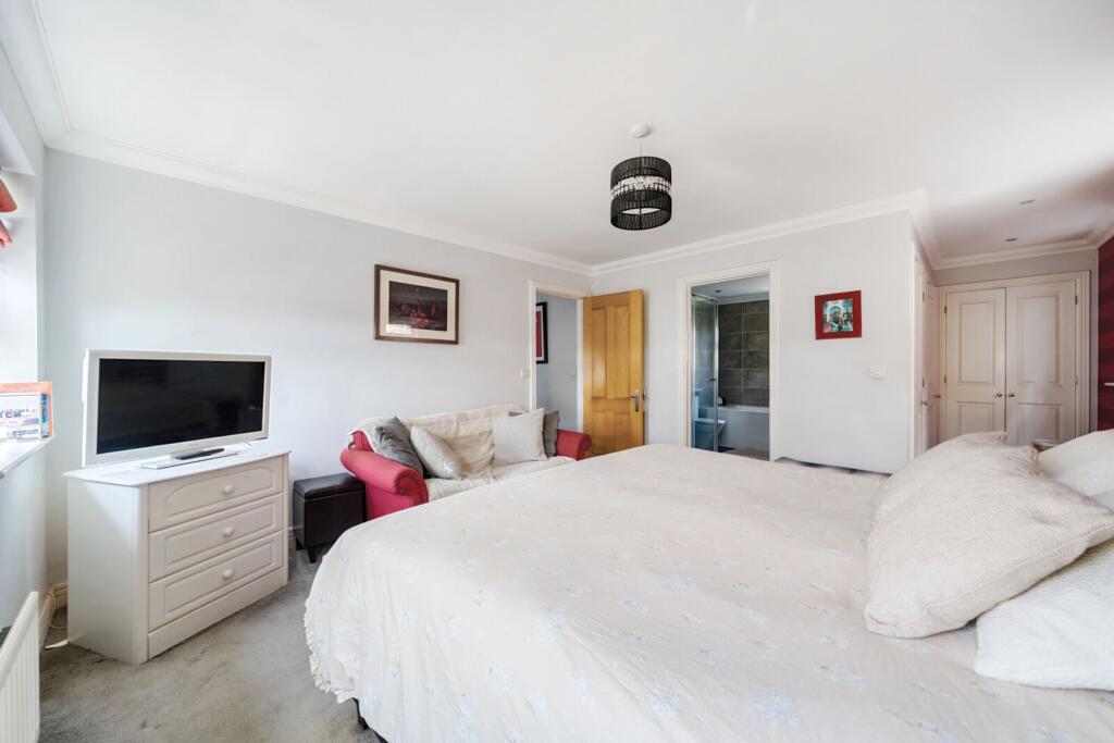 Main Bedroom