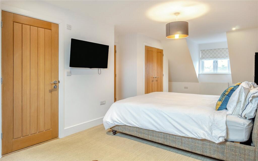 Principal Bedroom