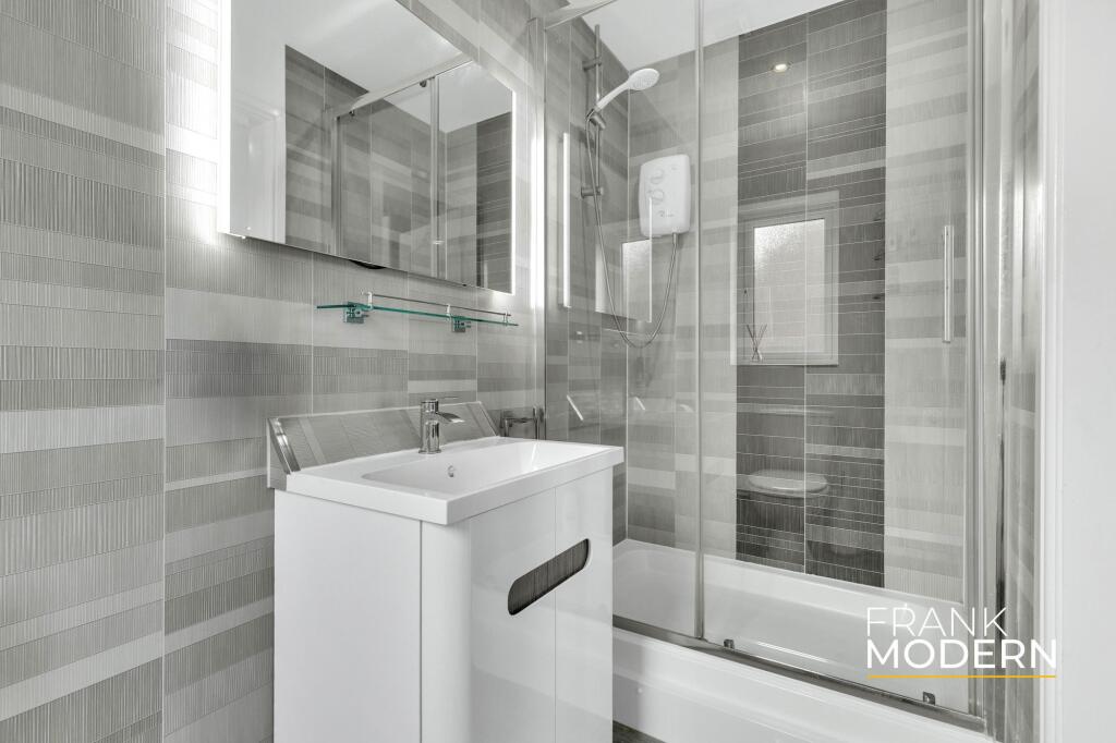 Bedroom Four En-Suite