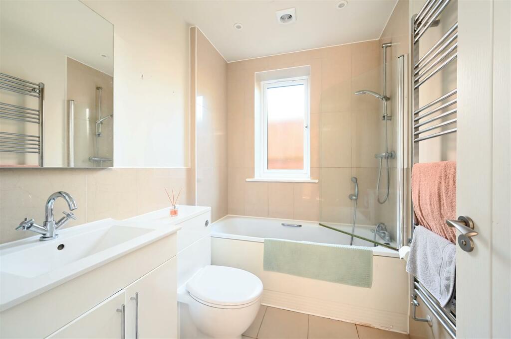 1 Rowan close bn41 (4).jpg