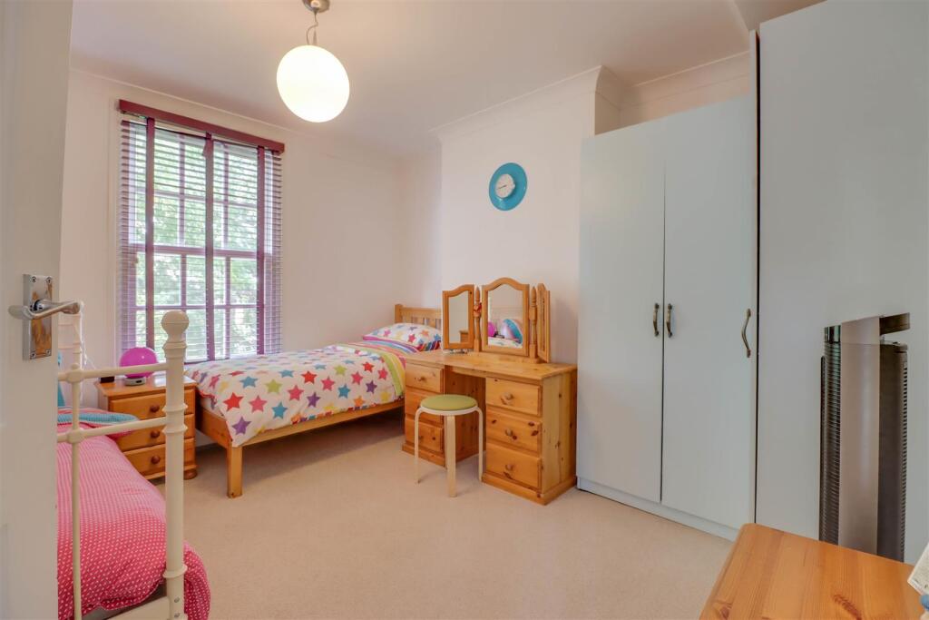 WESTHILL INSIDE-15.jpg