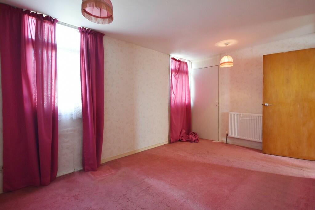 Bedroom 3-min