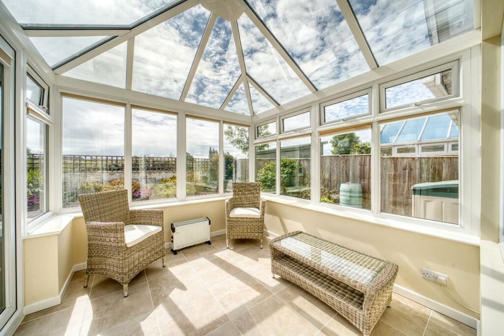 7 - conservatory.jpeg