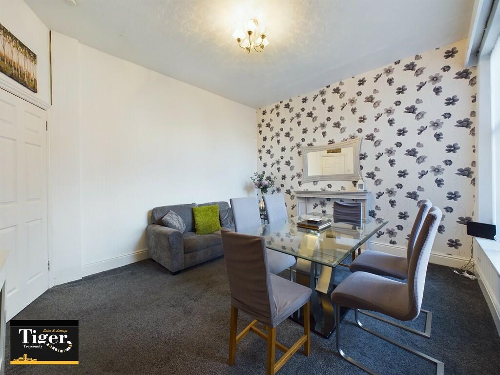 CAM03440G0-PR0152...