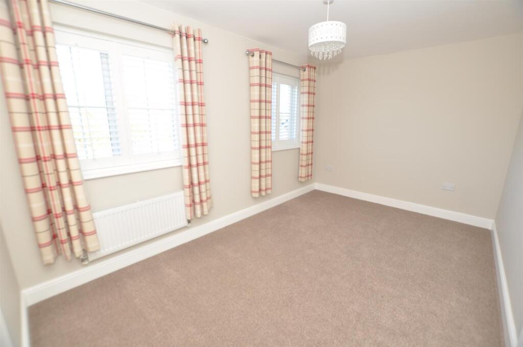 Rear bedroom 1