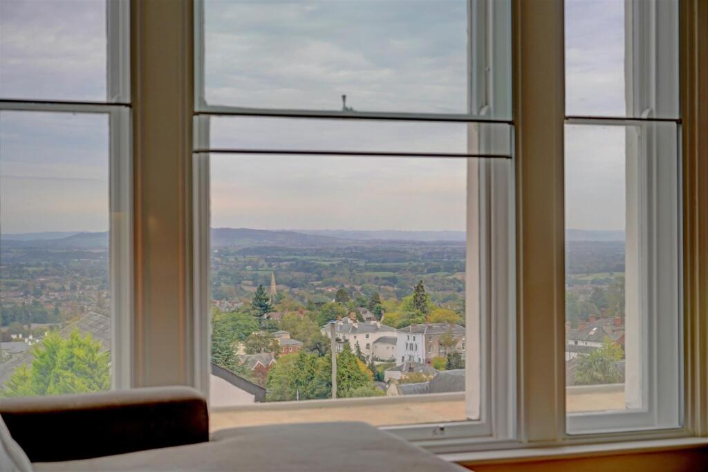 4a Queens Drive (10).jpg