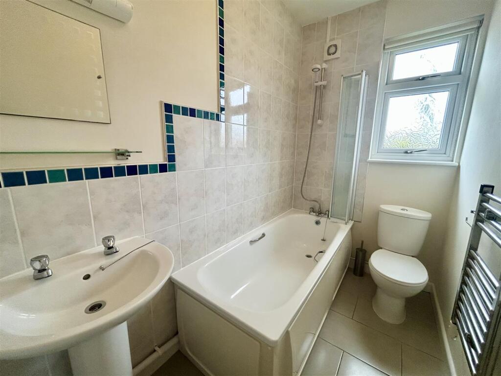 Bathroom.jpeg