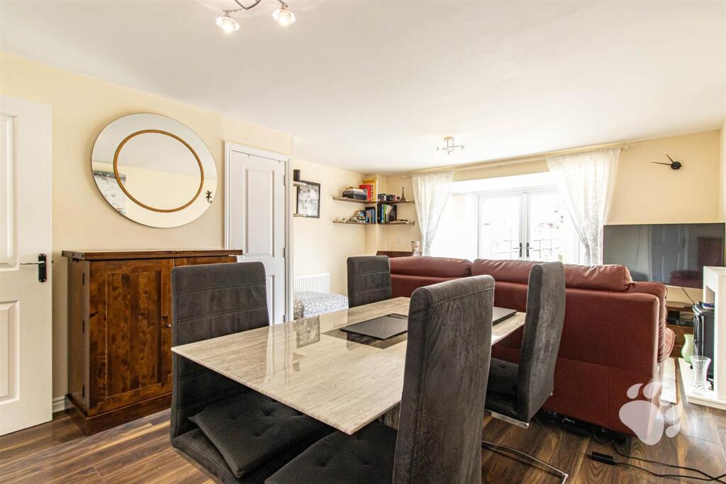 Lounge/Diner
