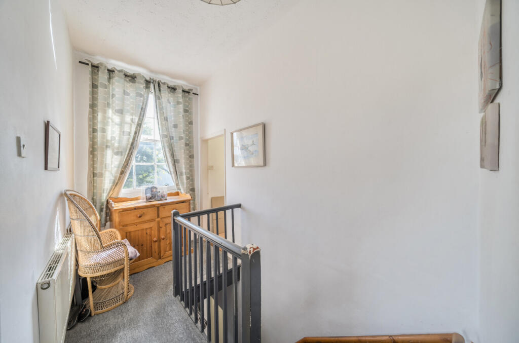 1347473-19-68b5d8...