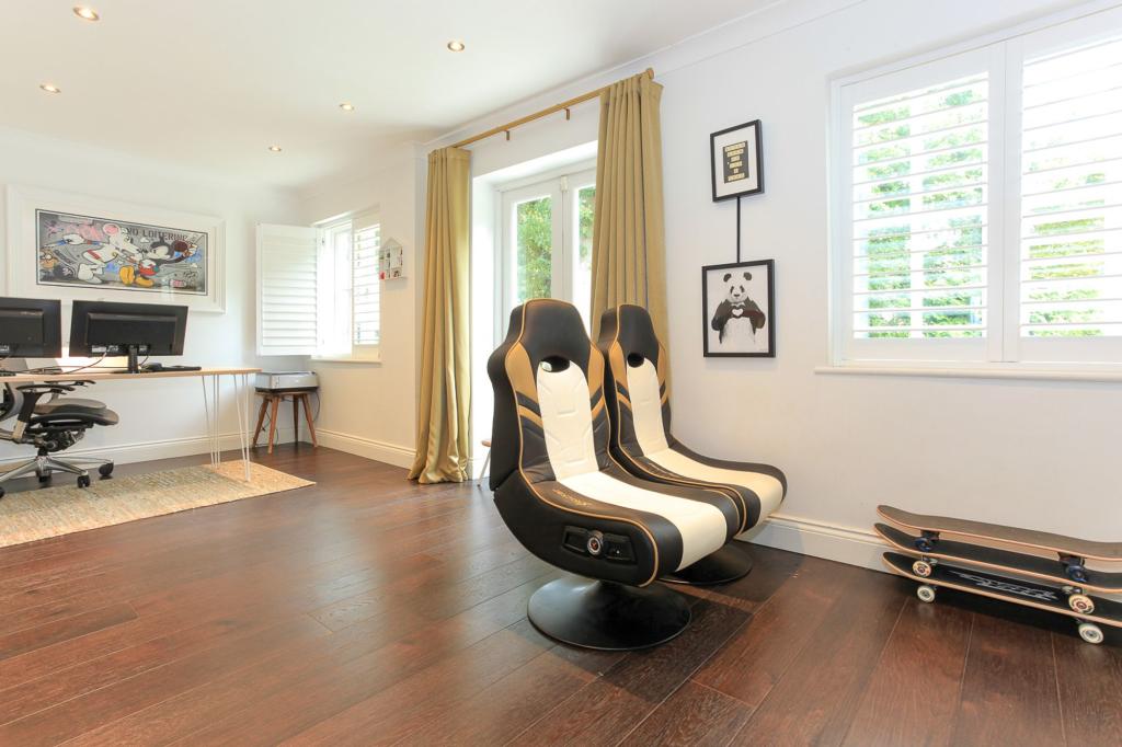 Second Sitting Room / Study / Playroom