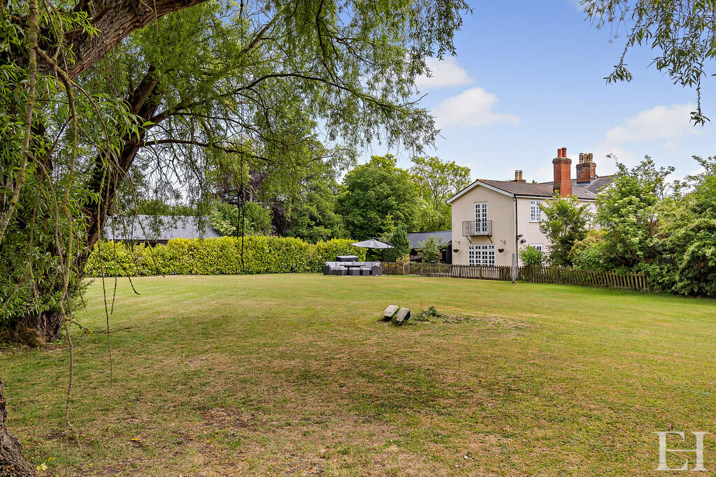 8648440-exteriorW...