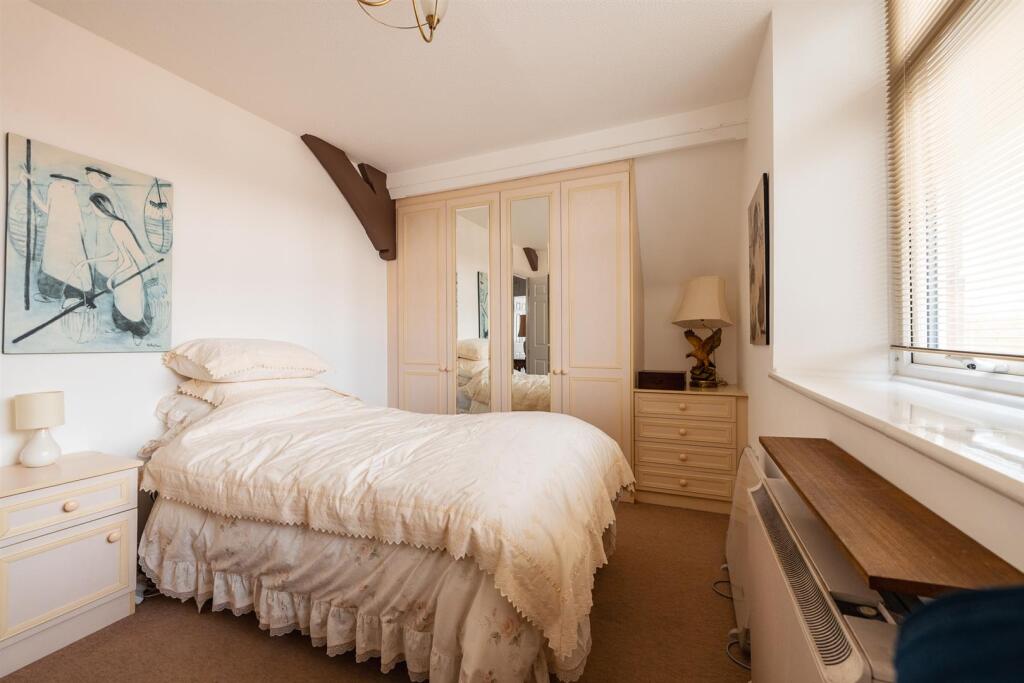 23 Scholars Court-37.jpg