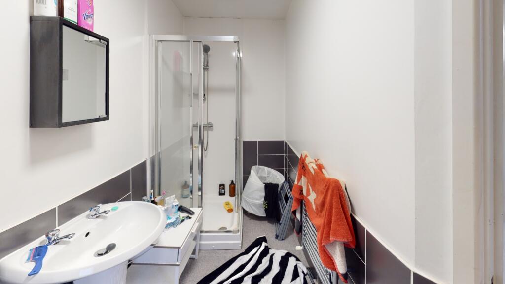 Flat-5-The-Gregory-Bathroom