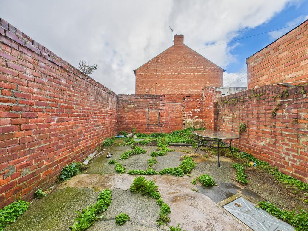 CAM01835G0-PR0301...