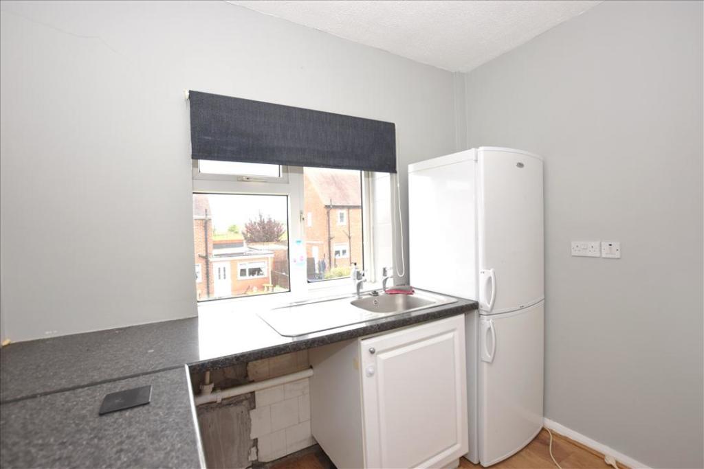 ADDITIONAL KITCHEN PHOTO