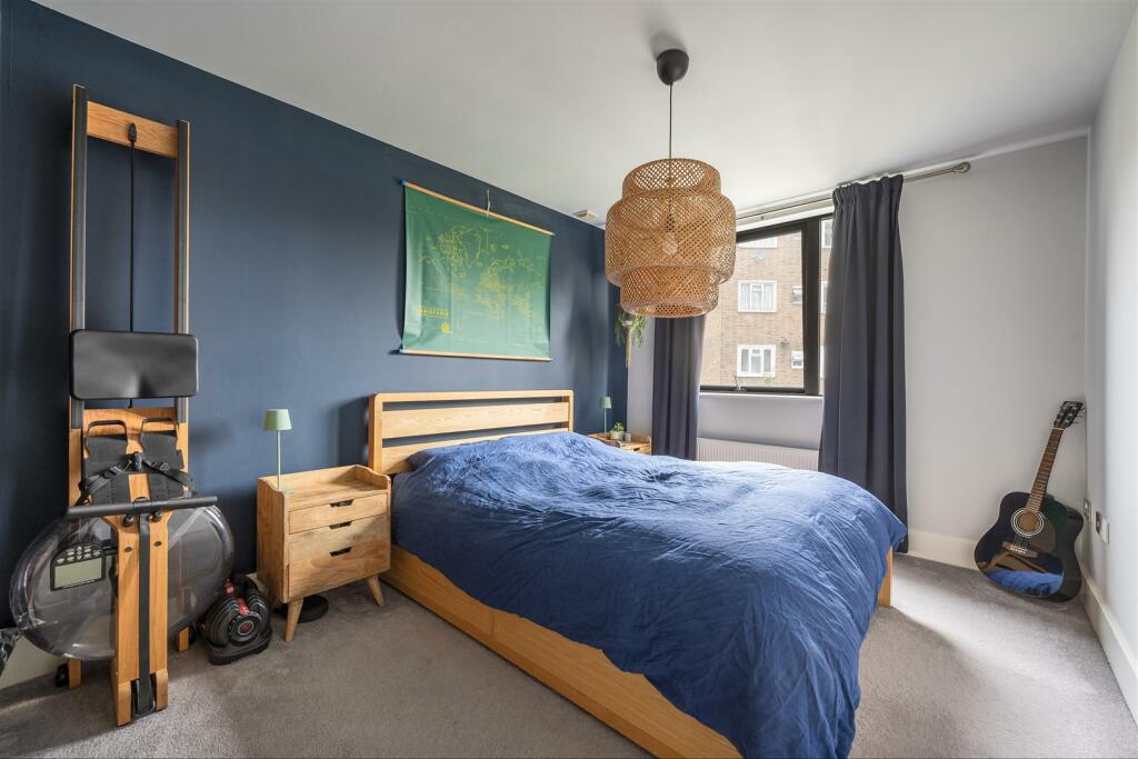 Shacklewell Road, N16