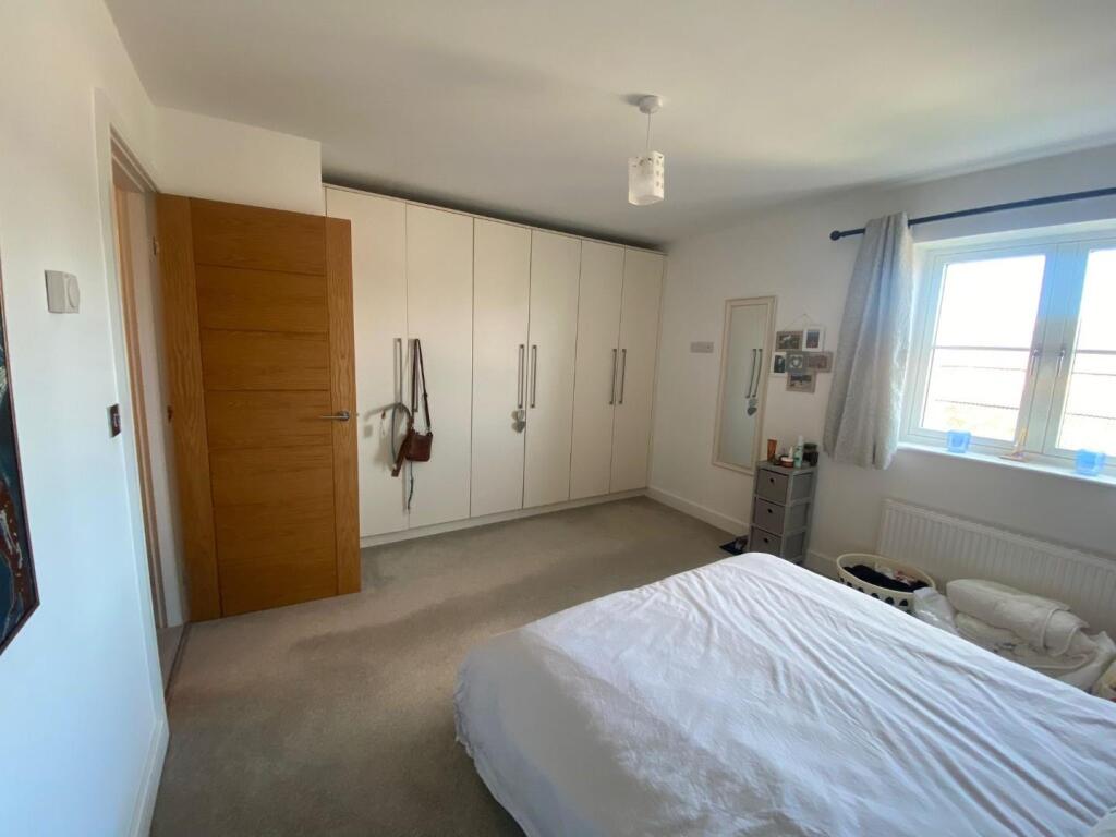 bedroom.jpg