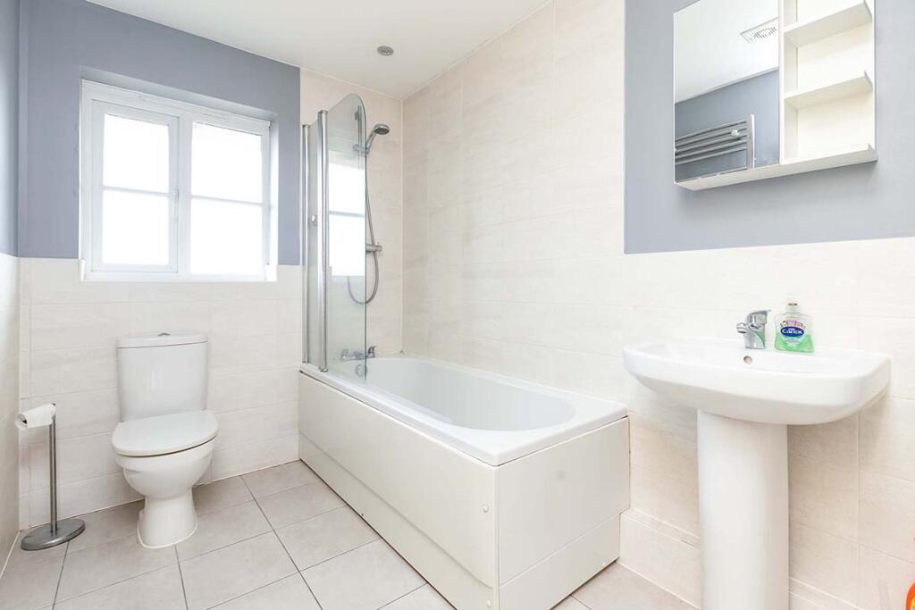 Bathroom/Wc