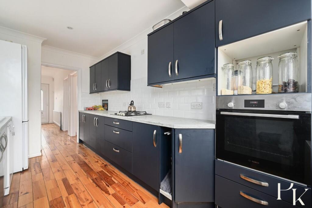 85-holmes-avenue-bn3 (9) (1).jpg