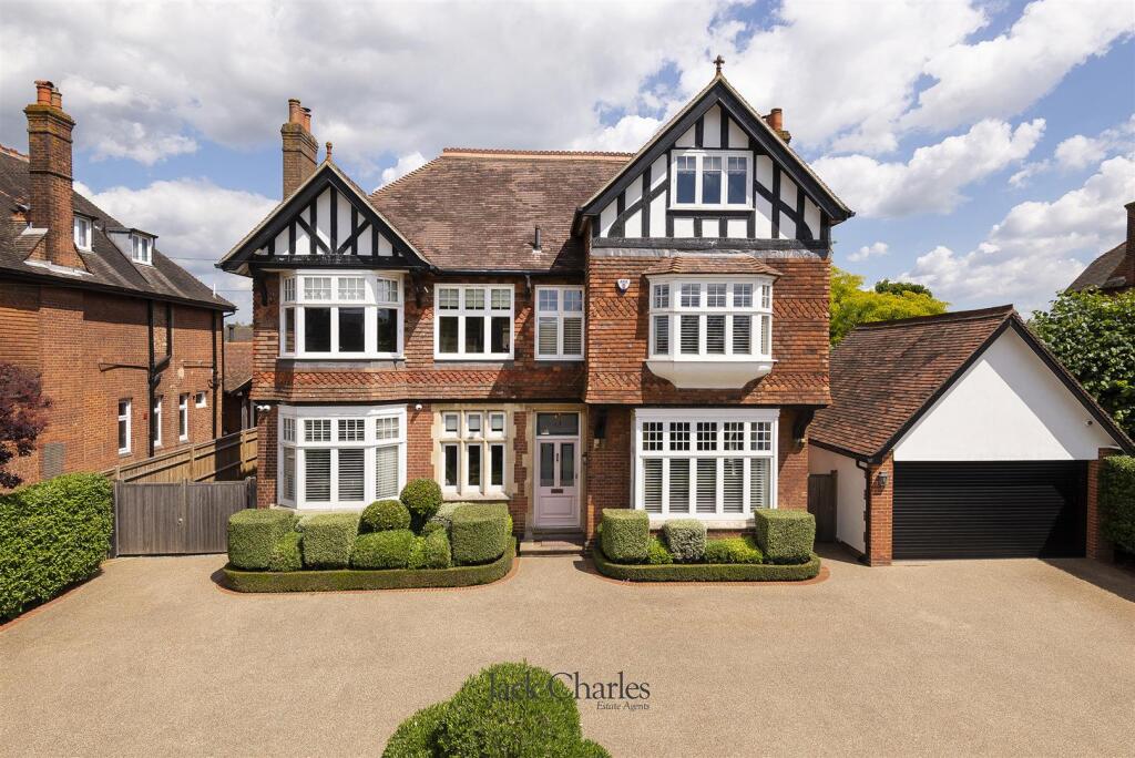 5 Yardley Park Rd, TN9 1NE 004.jpg