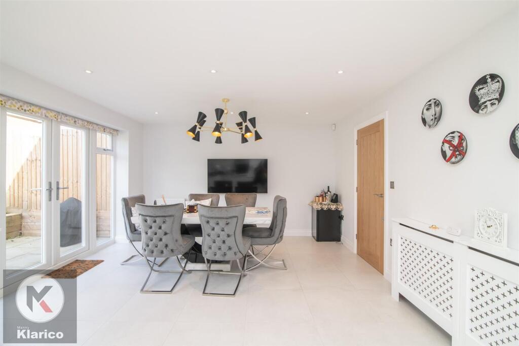7A,WarwickGardens-8.jpg