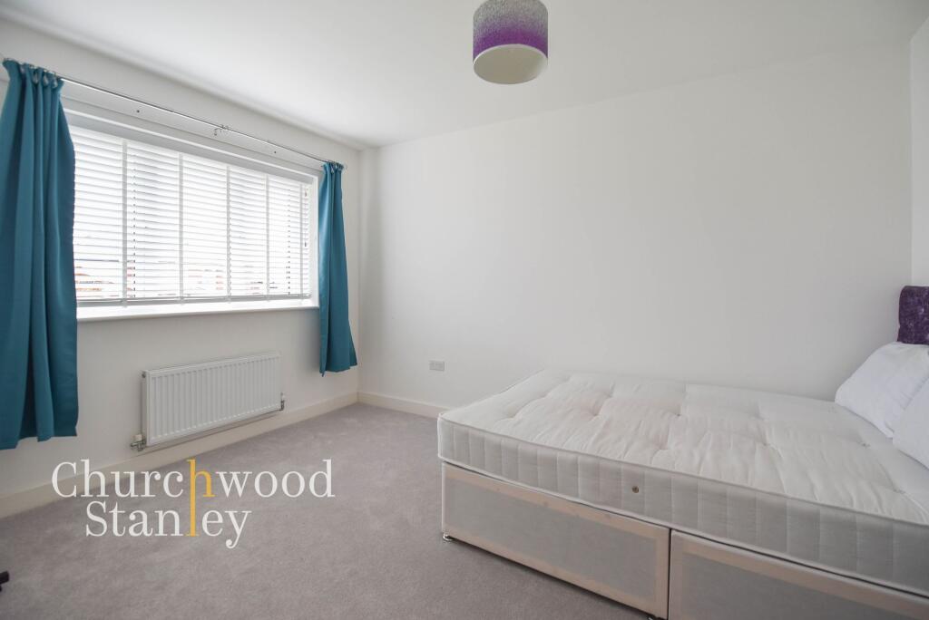 Second bedroom