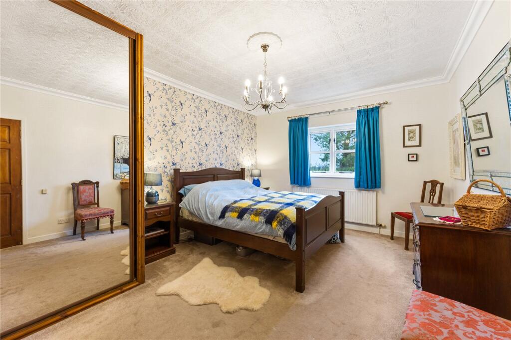 Main Bedroom