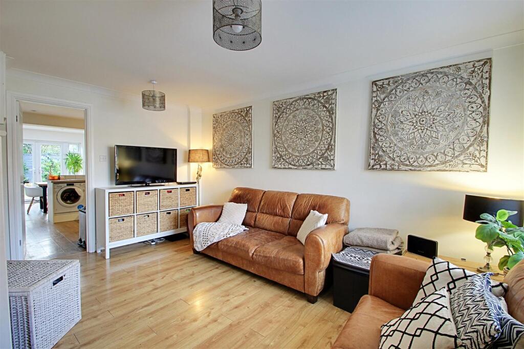 Living Room.jpg