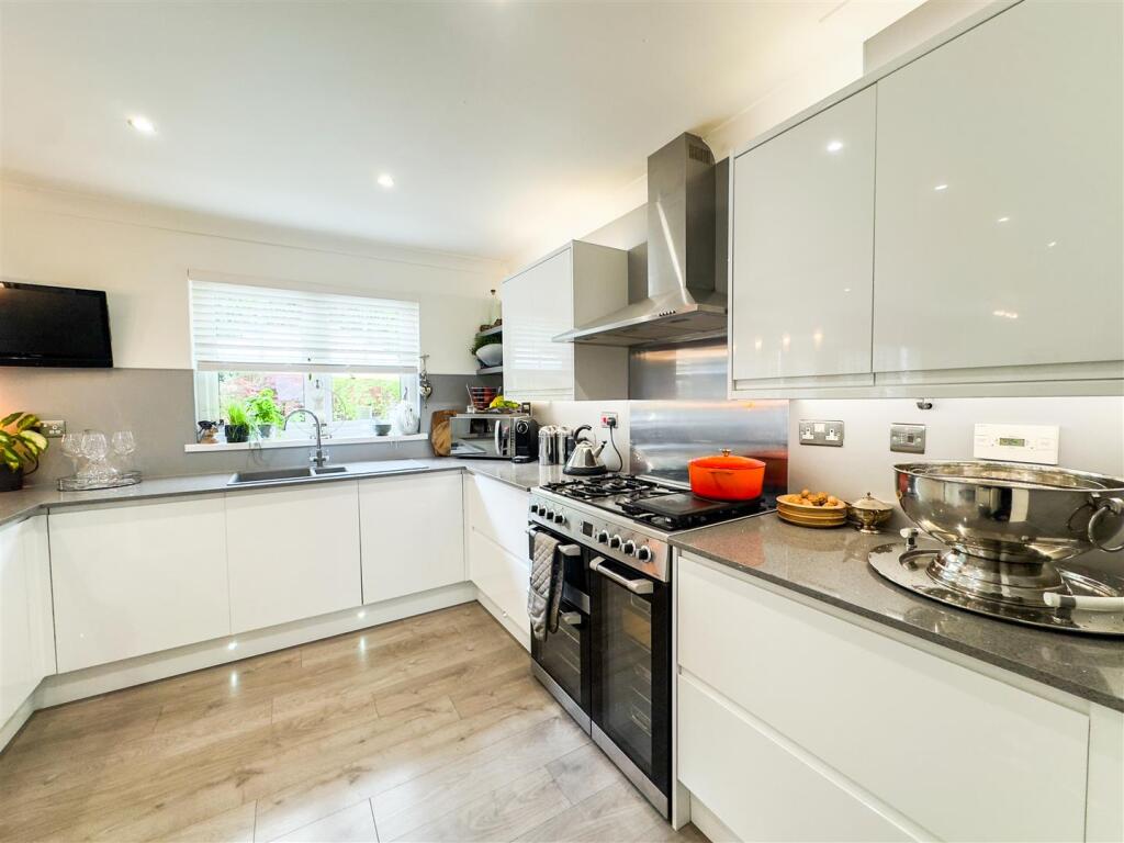 Kitchen/Family Area