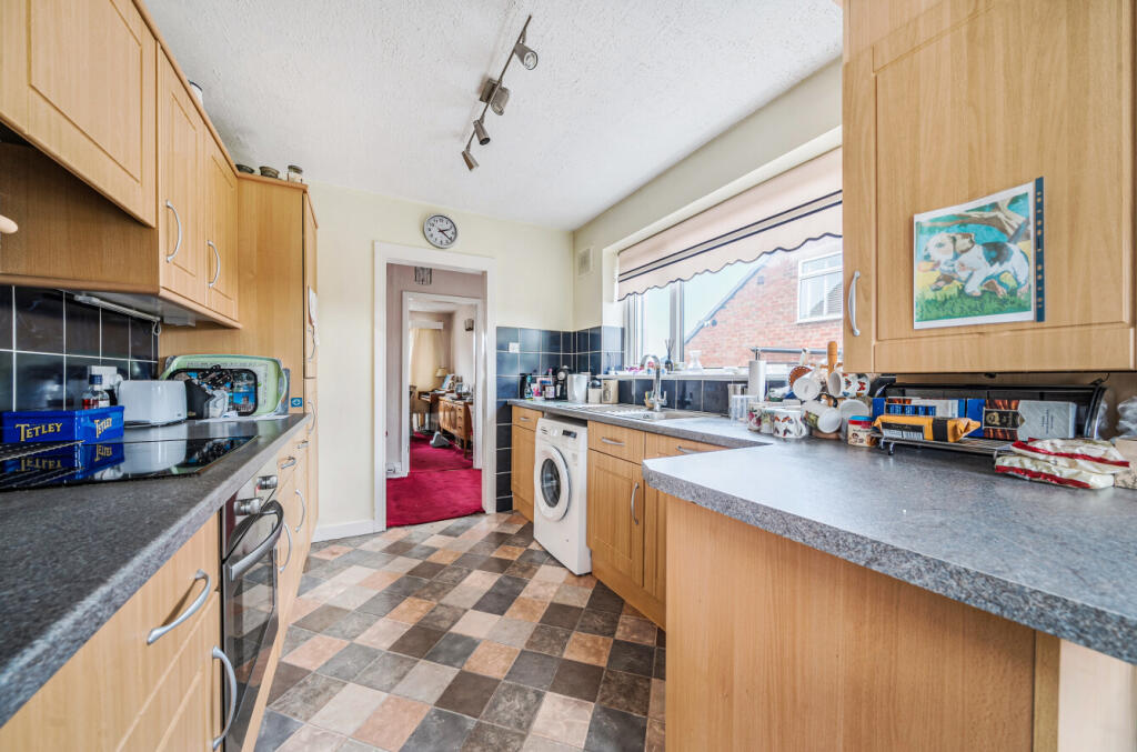 1375219-3-6908c9e...