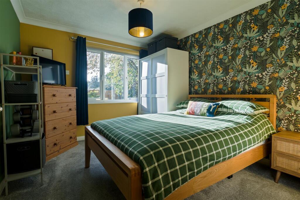 Warnett Court, Snodland1.jpg