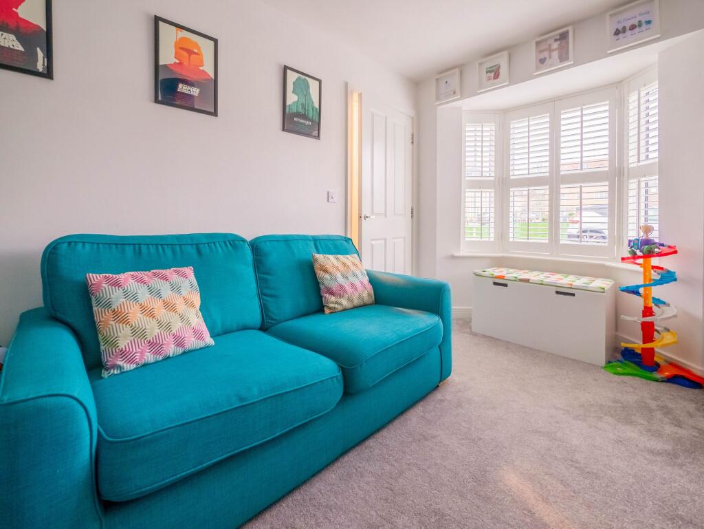 Sitting/Playroom