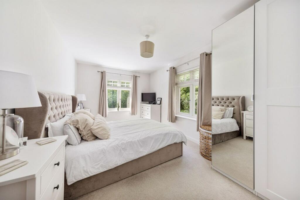 Main Bedroom