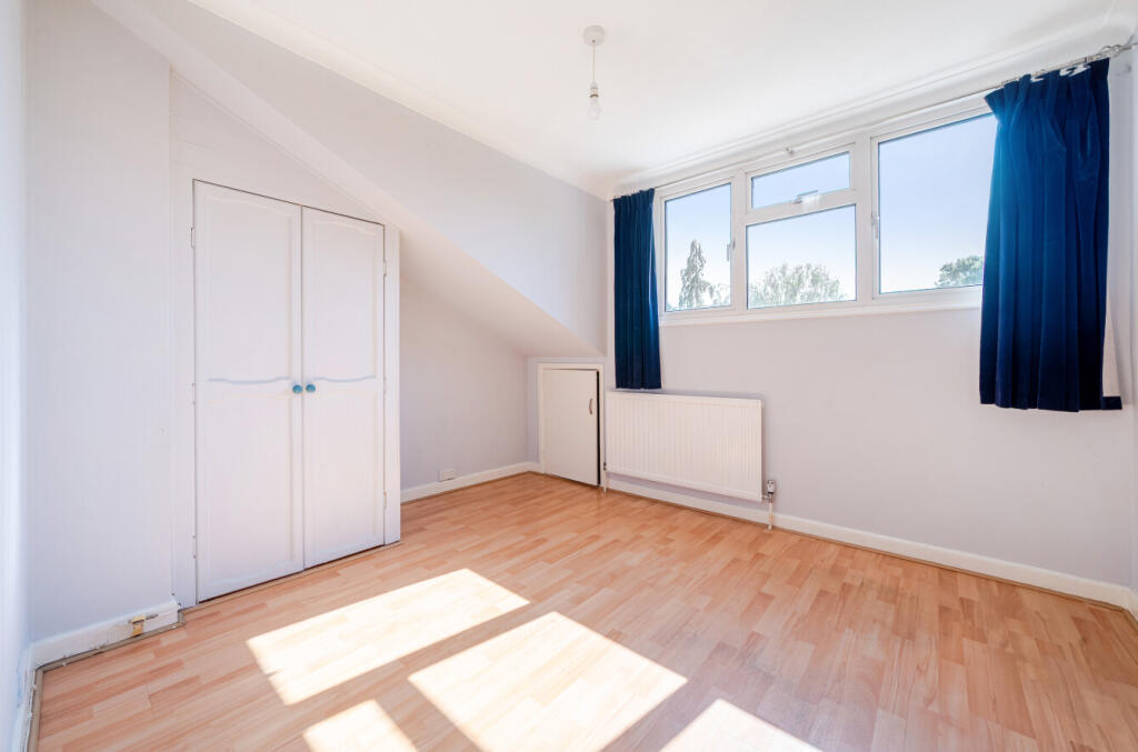 1357841-7-68cd4fb...