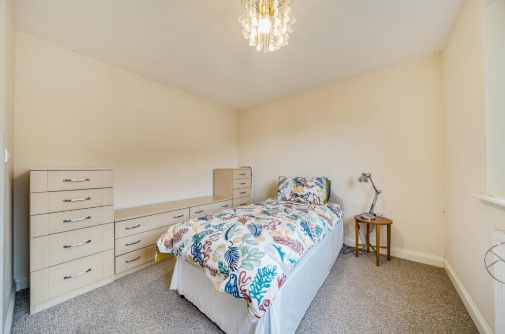 1342568-11-68a85e7a1fb03