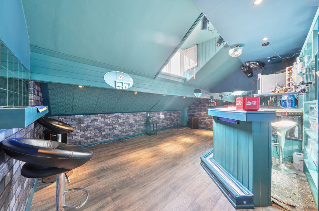 1328651-19-688746...