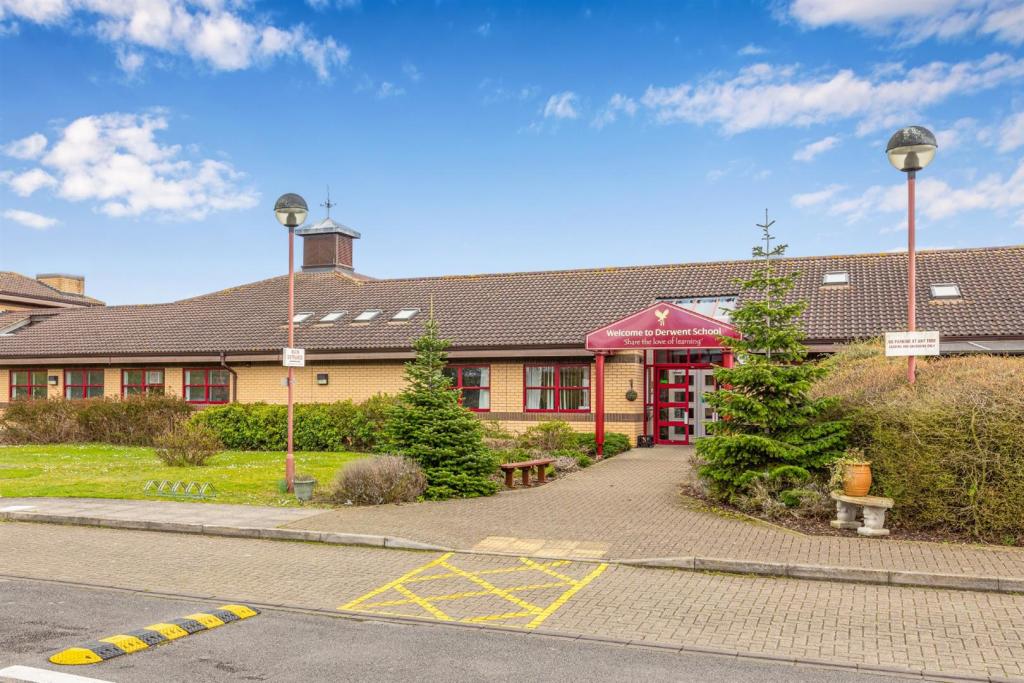 Derwent School