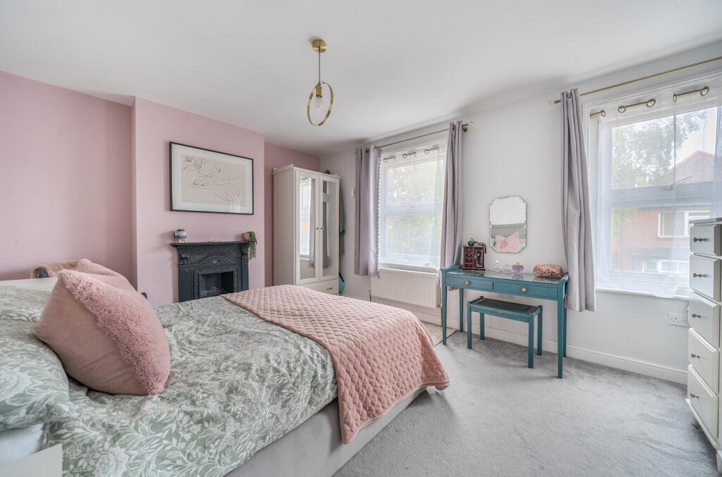 1363189-16-68dfdb...