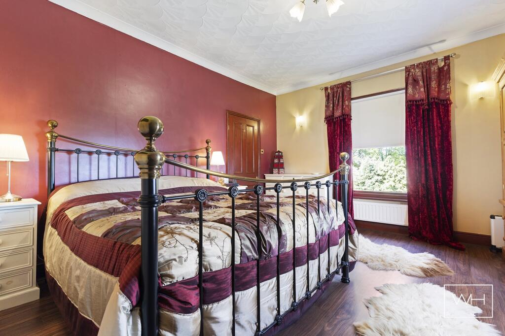 2 Finkle Street, Ben