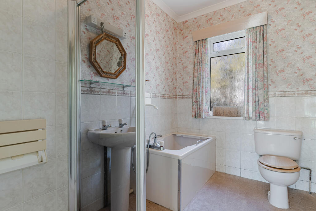 A25 - Newton Ferrers, Spinnakers - 250923