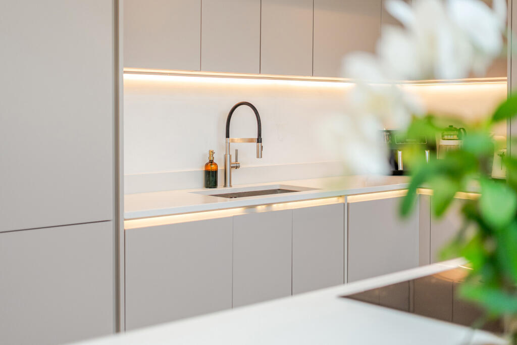 1350226-27-68c30f...