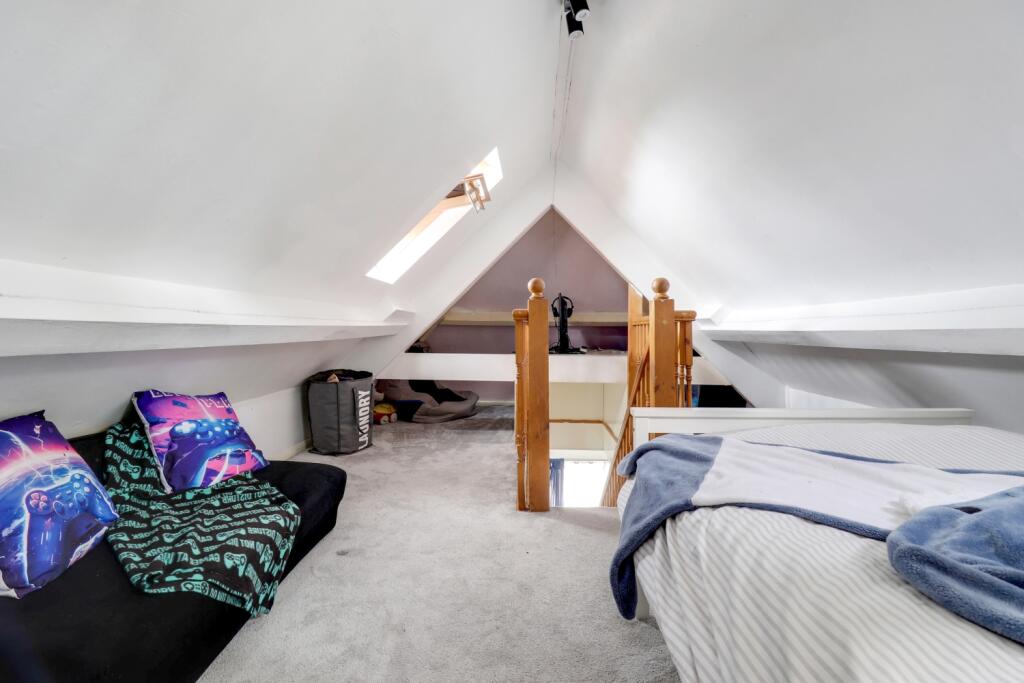 15- Rob Hammond EweMove Pontefract