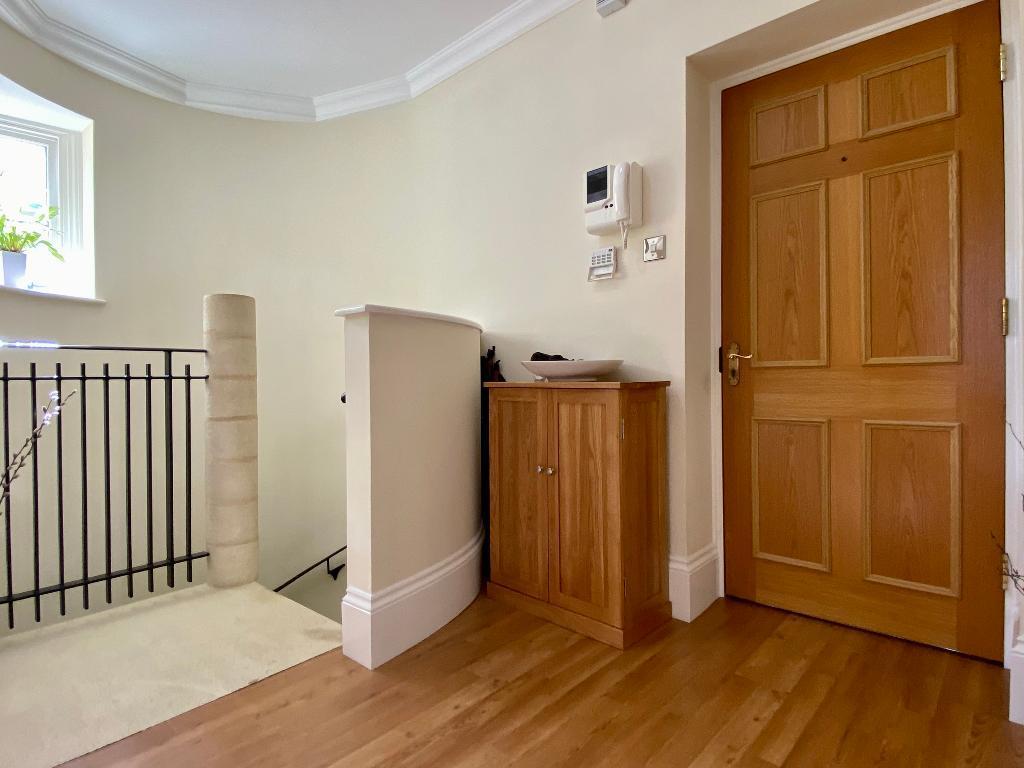 Landing and rear entrance door