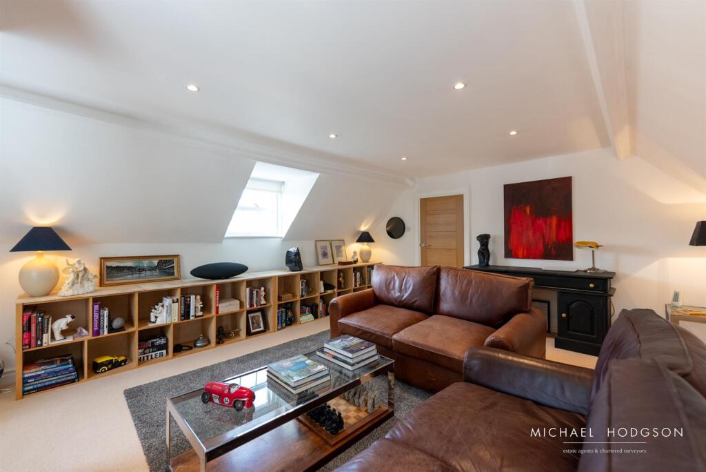 59 Front Street Whitburn-63.jpg