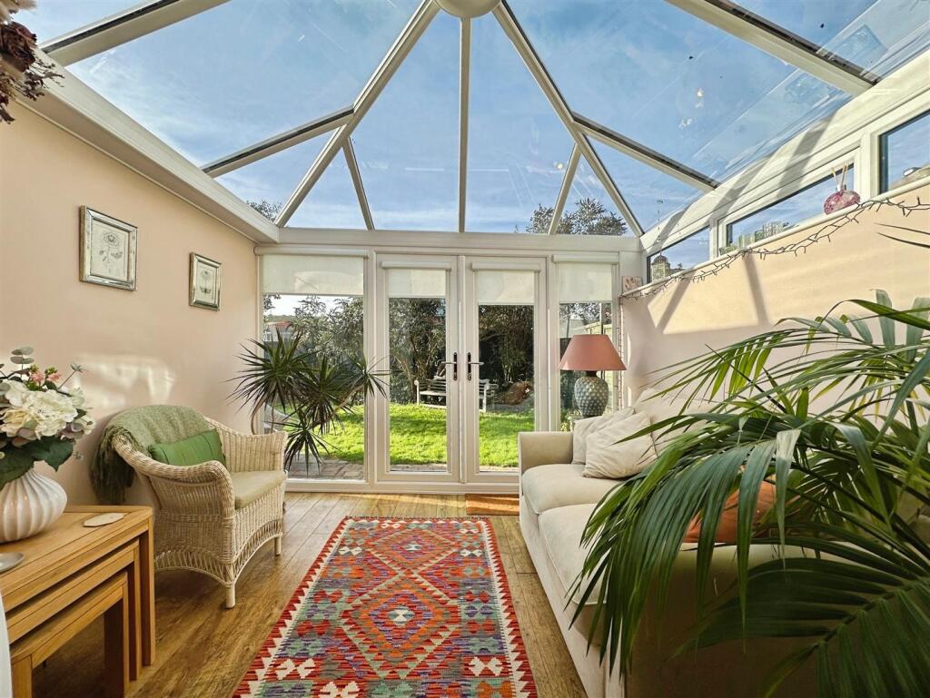 eb1e8bd2--4CAD-9AB5-9515DBE21AC5-70010-00002D05A32