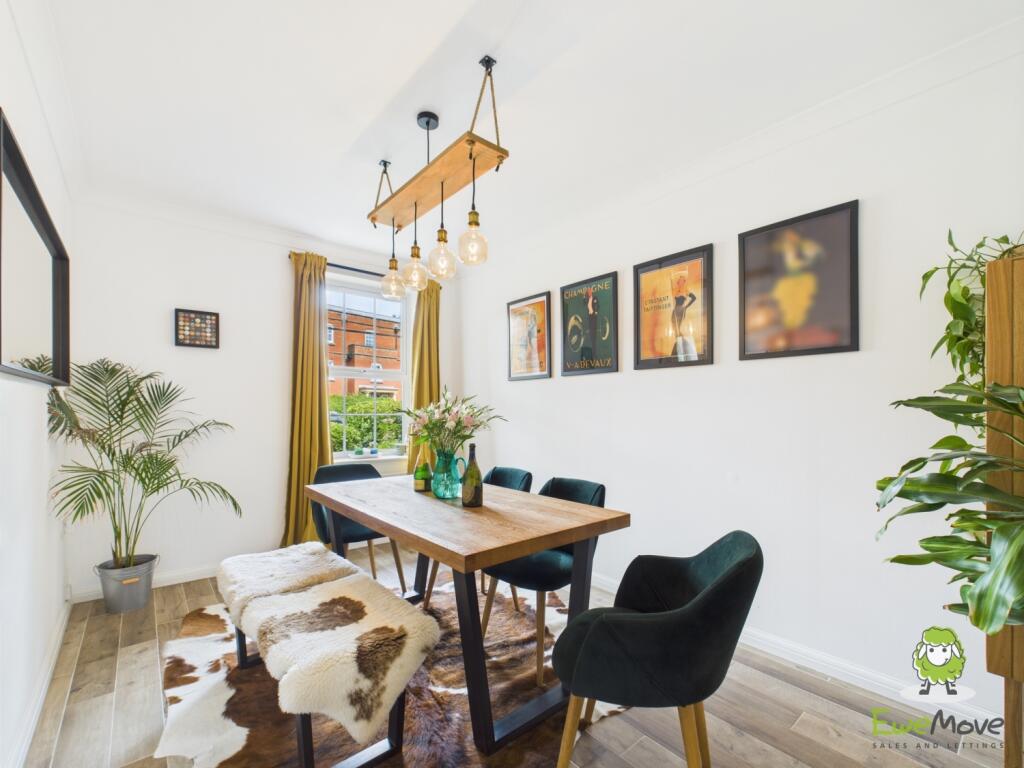 EweMove Basingstoke Estate Agents 21 Gaiger Avenue