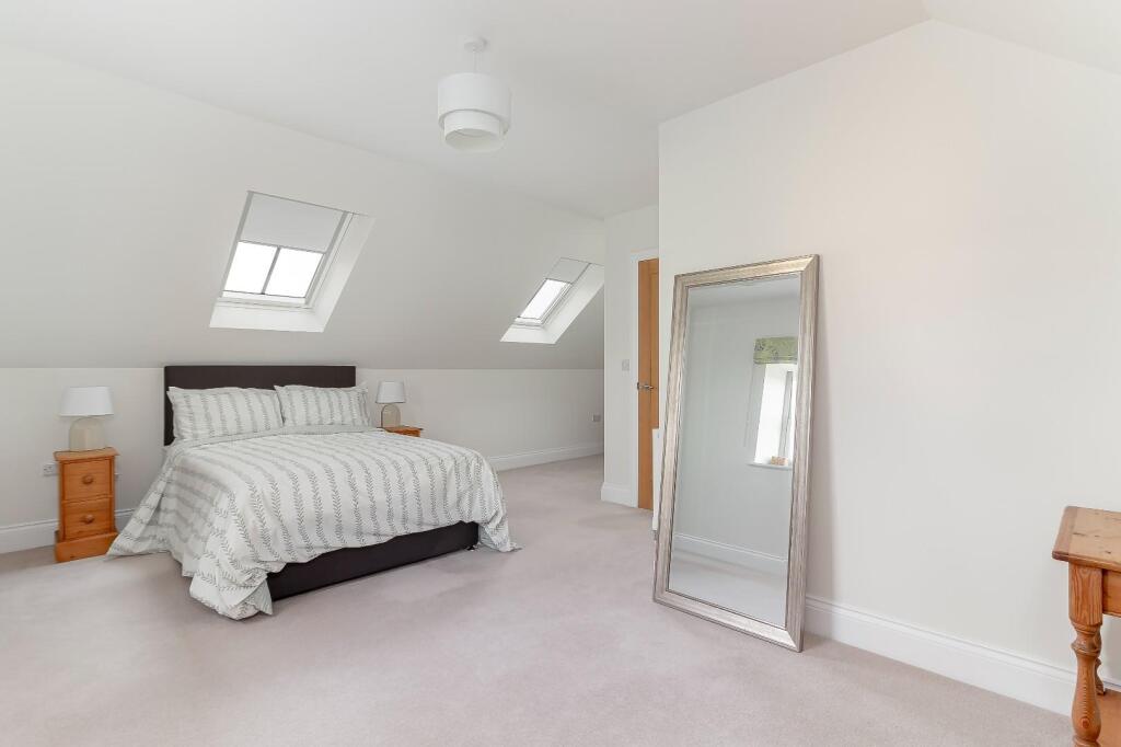 Bedroom 1 - B.jpg