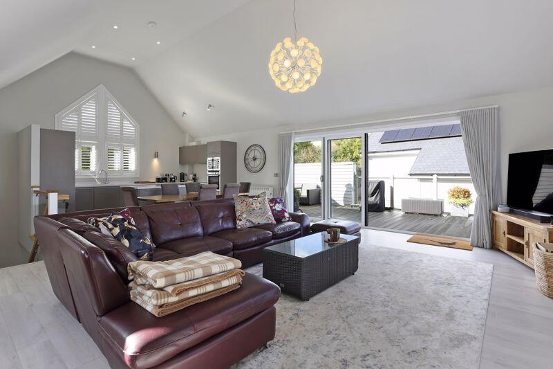 Open plan first floor kitchen/dining/...