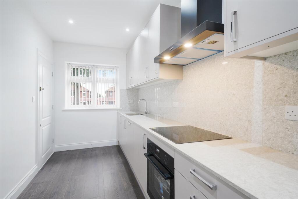 61 Whitton Avenue East - cdW8eI5bfRUA76YDWTTQ.jpg