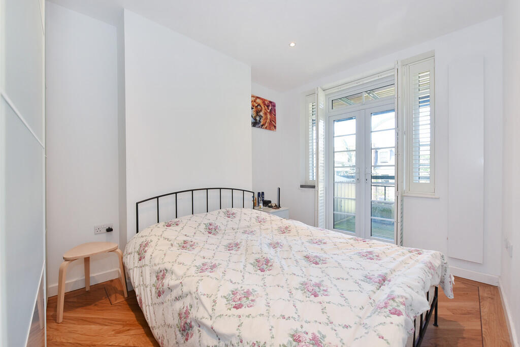 14 Timbrell Place...